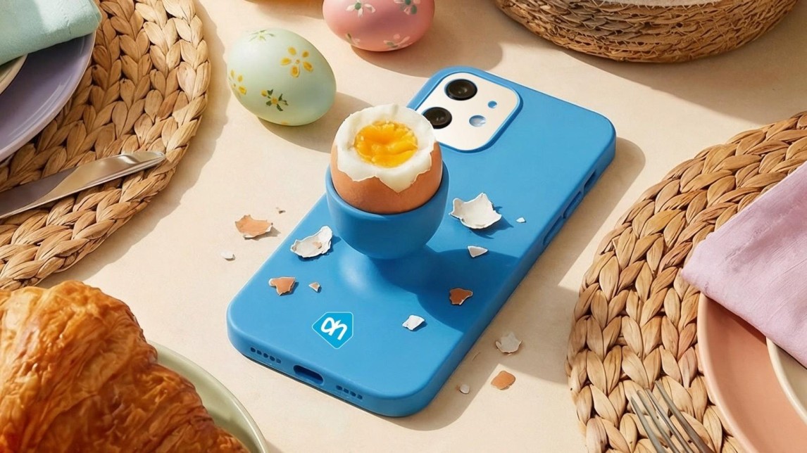 The Eggphone Cover